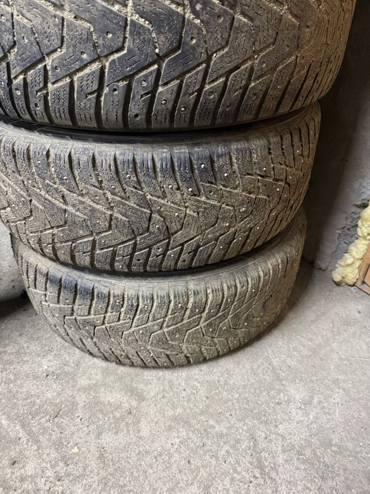 Шины с дисками 215/60/16