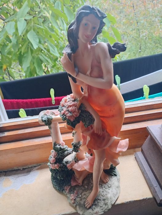 Statuie frumoasa 34 cm