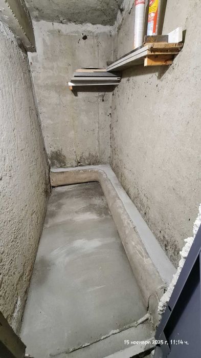 Дава се под наем Магазин в София, Младост 1А - 4 кв.м за 50.49 € - Снимка #1