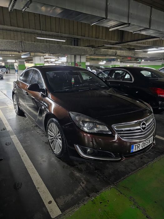 Opel Insignia Se vinde Opel Insigna 4x4 2014 2.0 163 cp Manuala