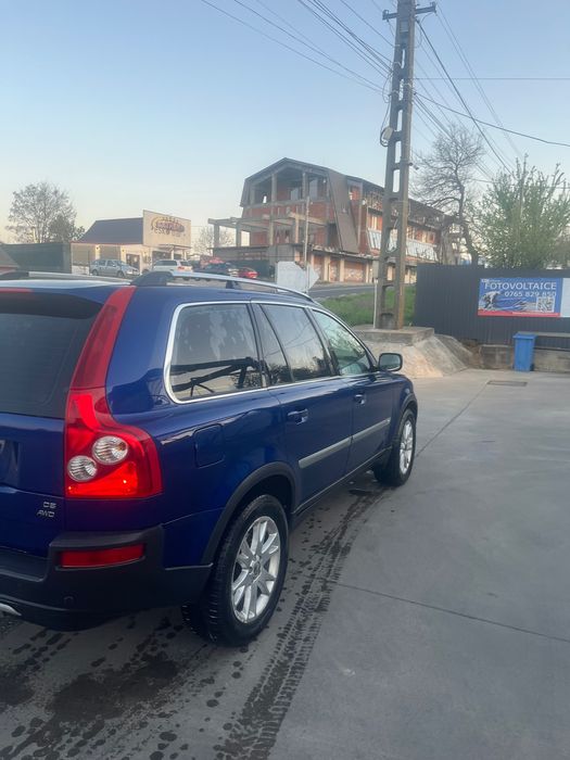 Vand Volvo xc90 2.4 D stage 1   Acte la zi . Masina nu este pentru pretentioși , circula zilnic dar ar mai fii ceva bani de investit