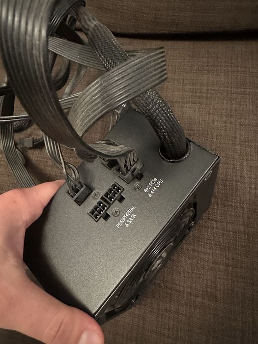 Sursa Corsair CS650M semi modulara