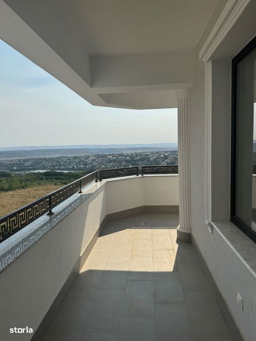 Prima inchiriere! Apart. 2 camere decomandate- Royal Town Iasi