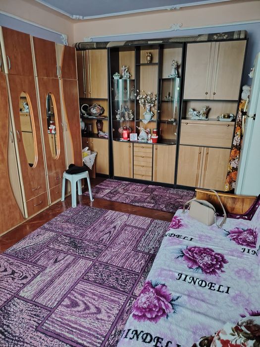 Apartament 2 camere nedecomandat