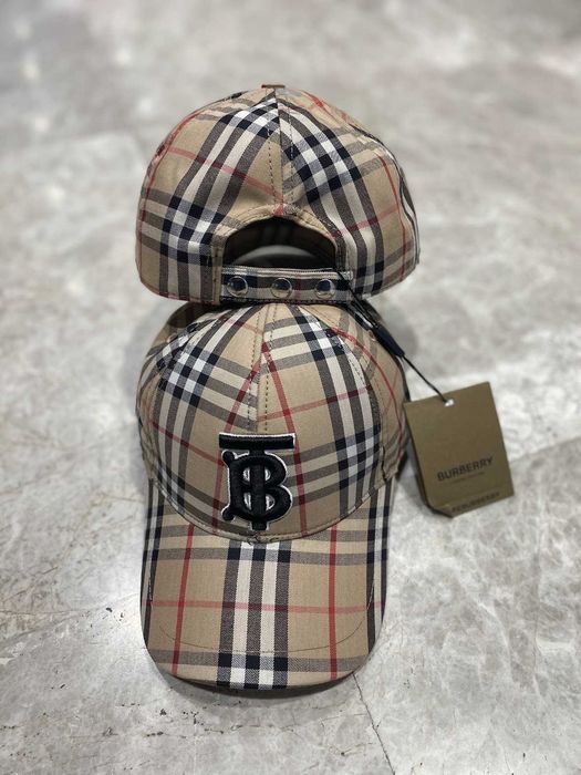 Маркови шапки рае markovi shapki rae bur shapka   berry