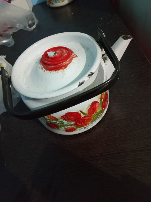 кастрюля и чайник