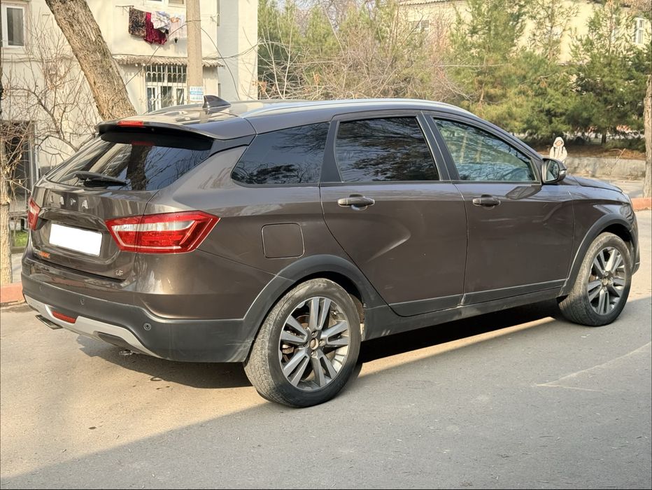 Lada Vesta SW Cross. Родная краска