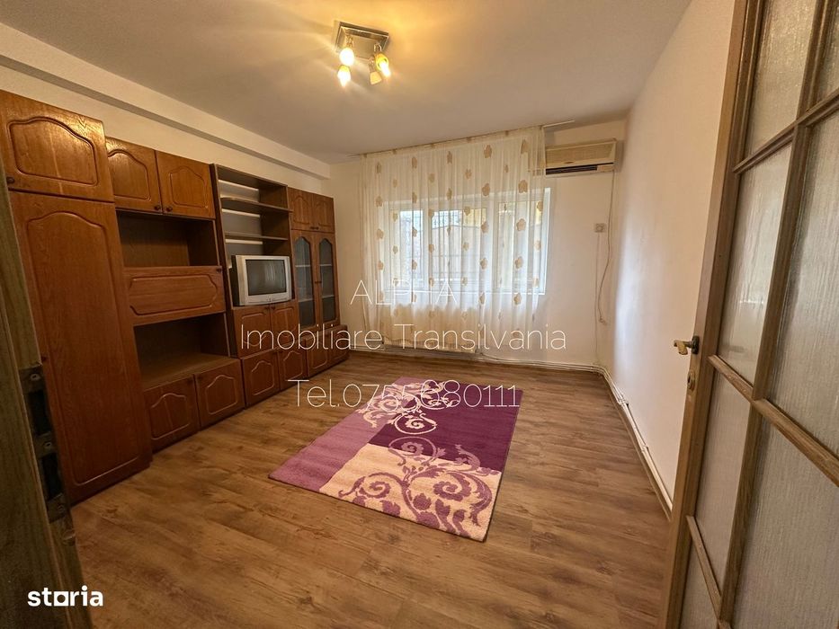 Garsoniera parter,zona Bradet