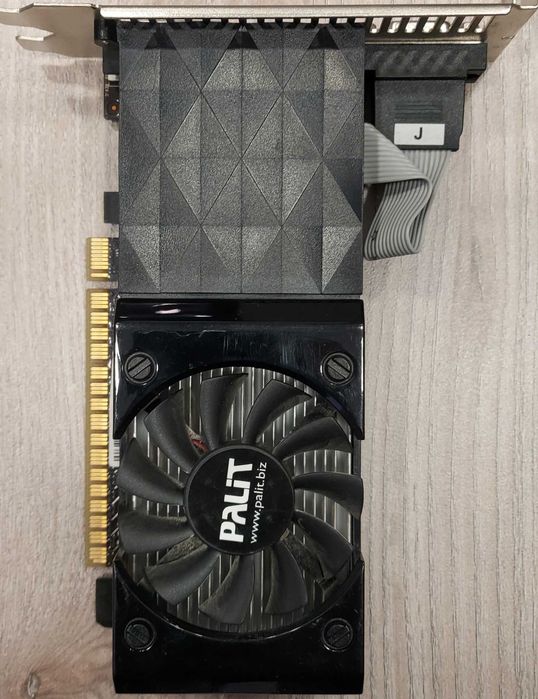 Gigabyte GA-H110M-DS2 DDR4. Gigabyte GA-H61M-2SPV. Esonic H81-JAK DDR3