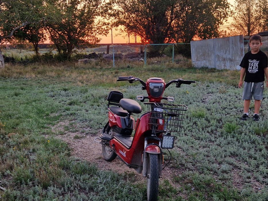 Продам электроскутер