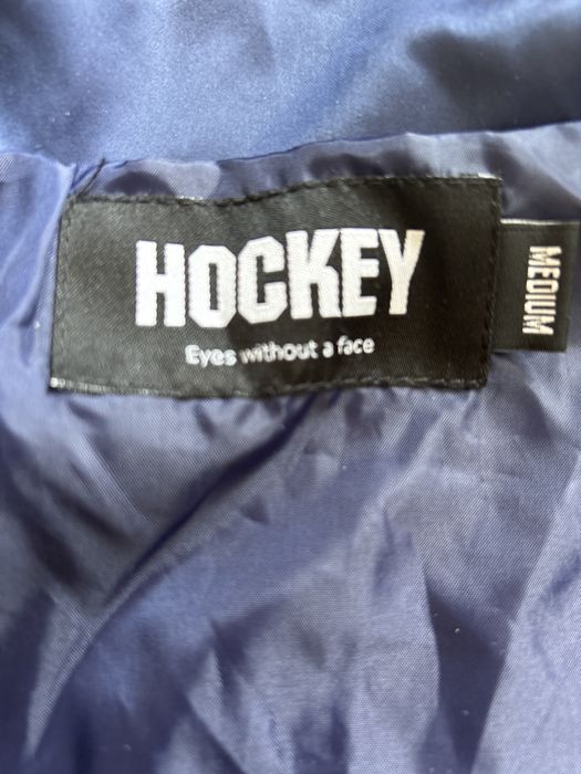 Бомбер привезли с США