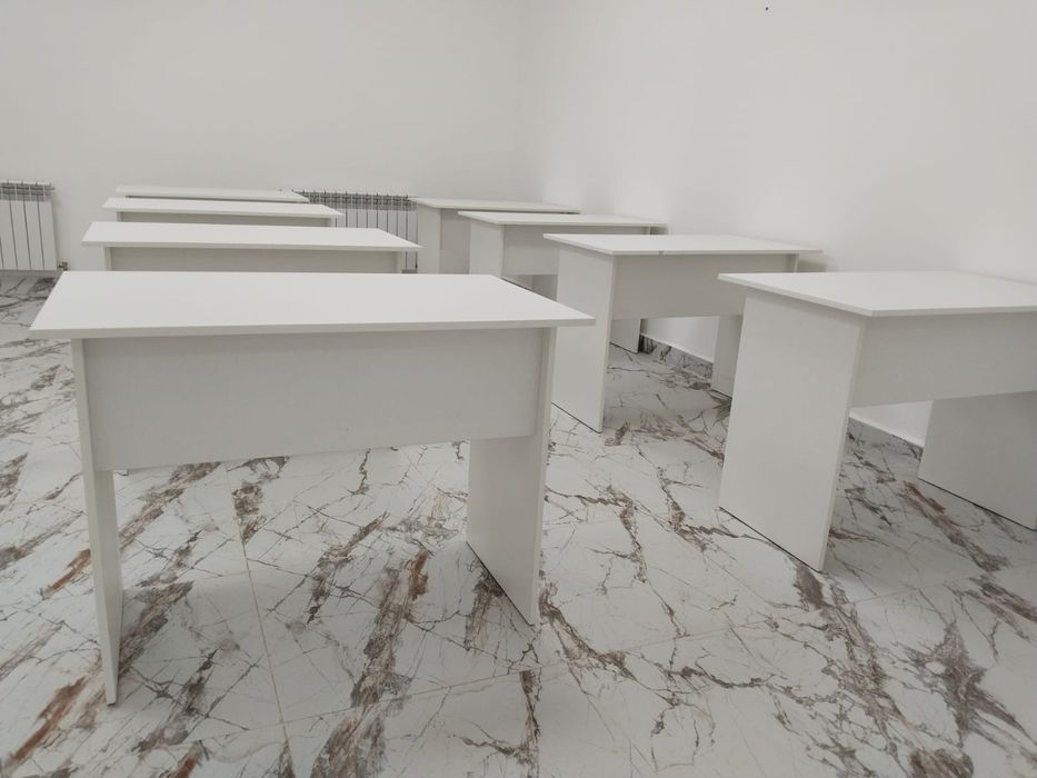 Учёбный парта  продоётся