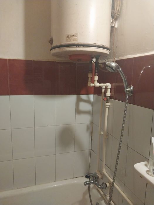 Vand apartament 2 camere Nasaud