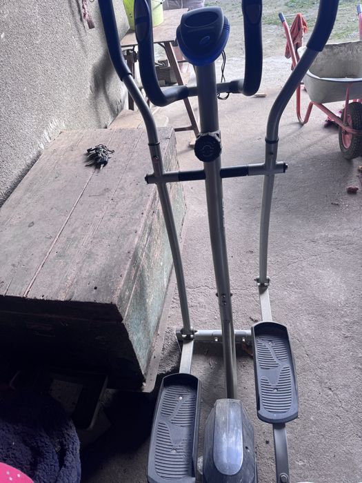 Vand bicicleta de fitnes