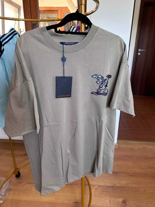 Tricou Louis VUITTON maro marimea S