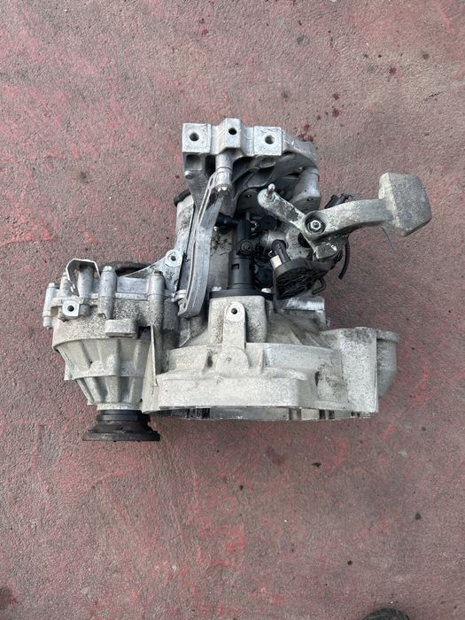 Cutie viteza manuala 5 viteze start stop vw passat b6, 2.0 tdi