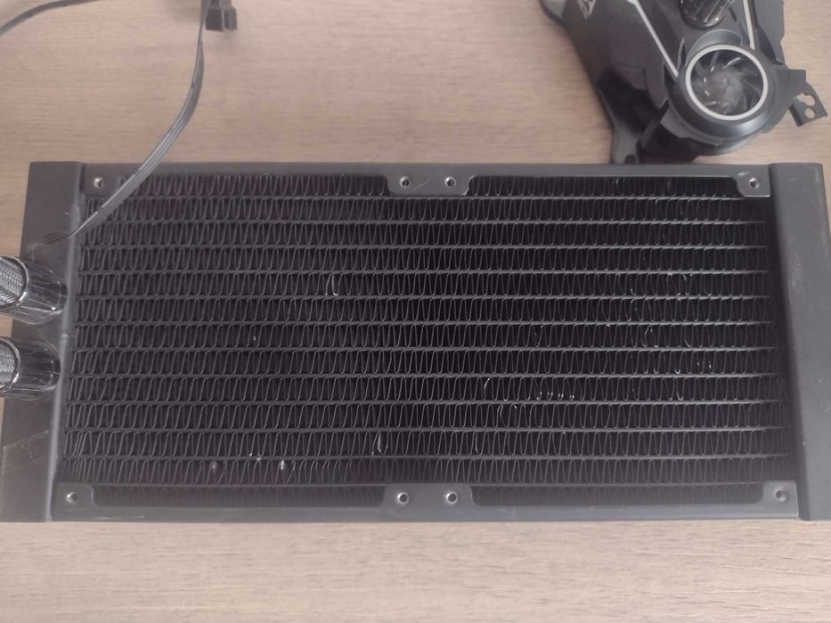 4 броя водни охаждания за компютър Arctic и NZXT cougar