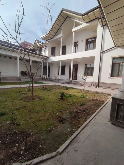 Продаётся дом 6 соток 7 комнаты Катта-Кани