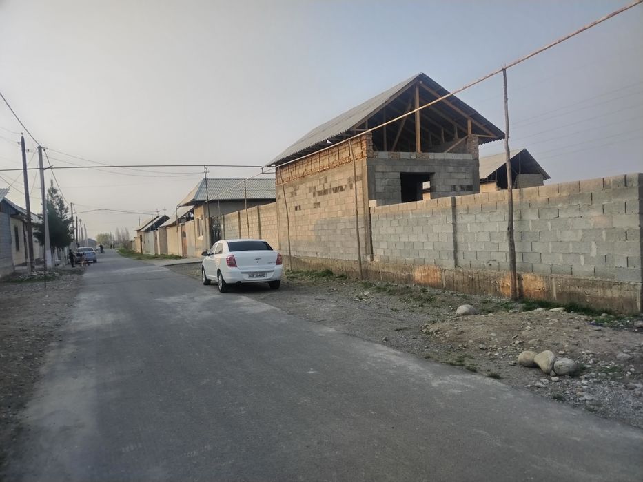 Участка сотилади