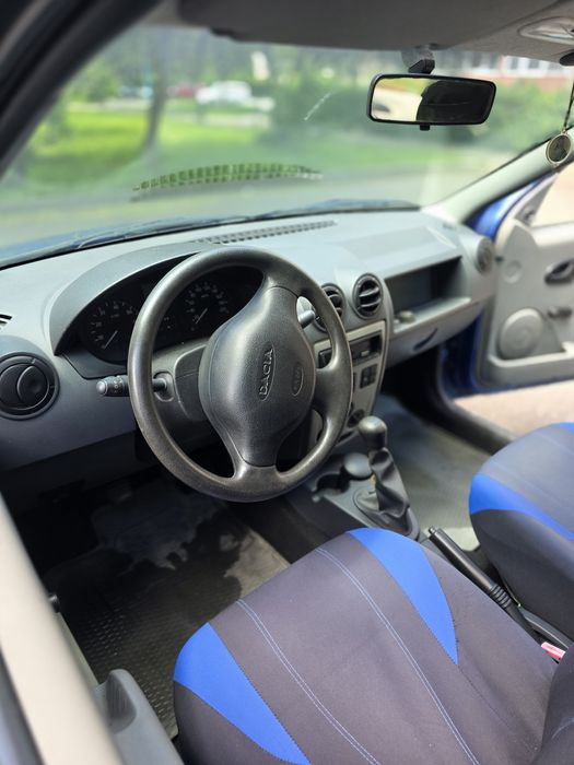 Dacia Logan 2005