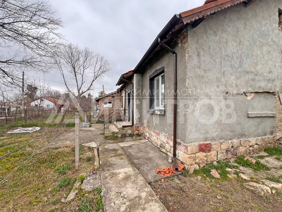 Продава се Къща в Нови пазар - 55 кв.м за 418 €/кв.м - Снимка #19