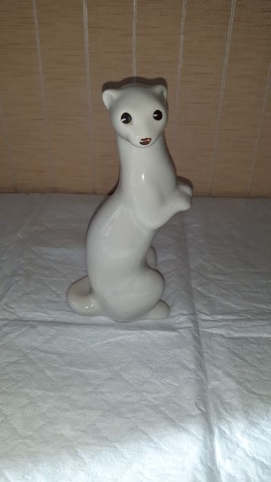Продам статуэтку Куница