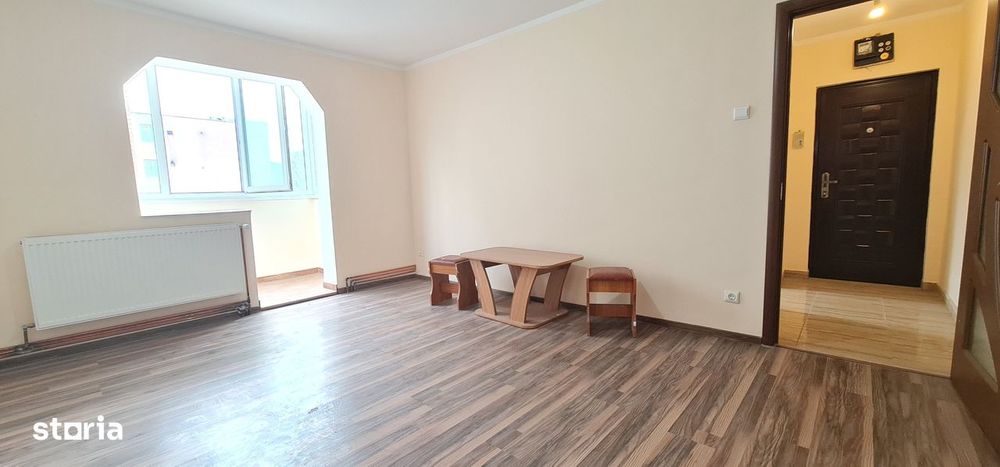 Apartament 2 camere Tractorul