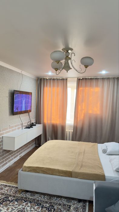 Квартира посуточно можно через Kaspi Red