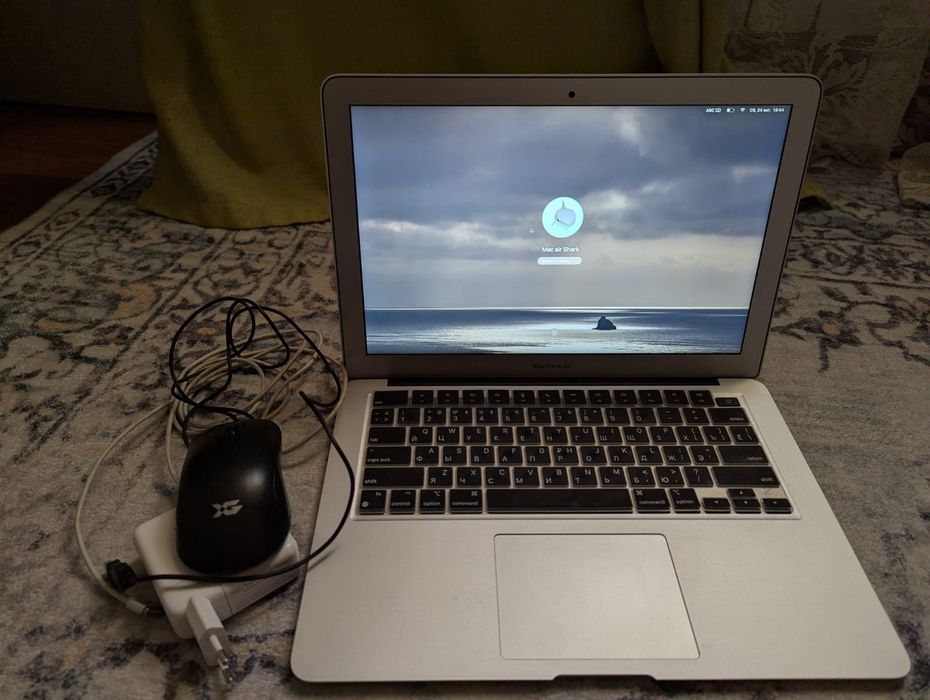 MacBook air 2017 на 256гб года 13 дюймовый