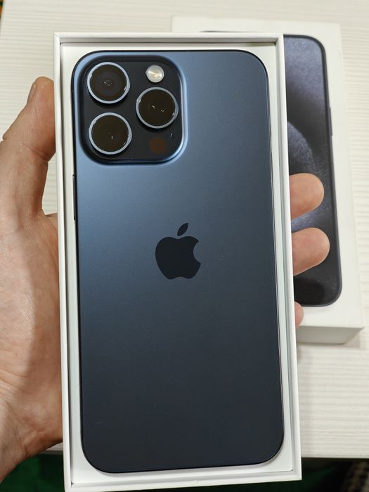 iPhone 15 Pro Max 256 gb akb 89