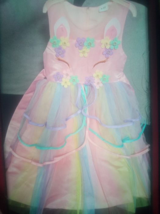 Детска официална дълга рокля 4-5г.