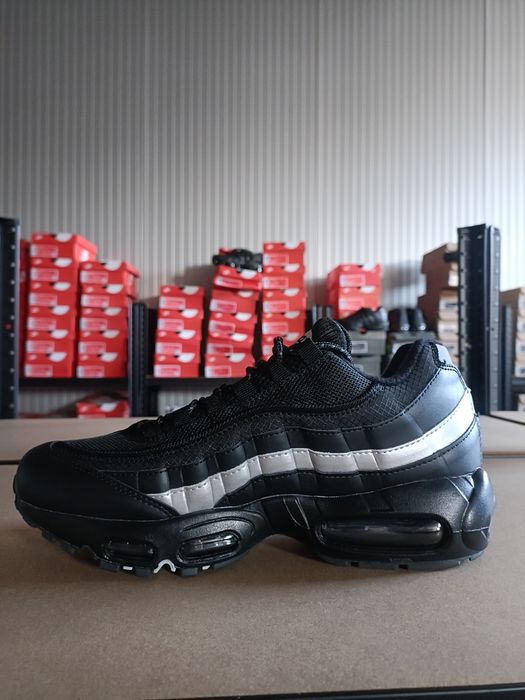 Nike Air Max 95 номер 40