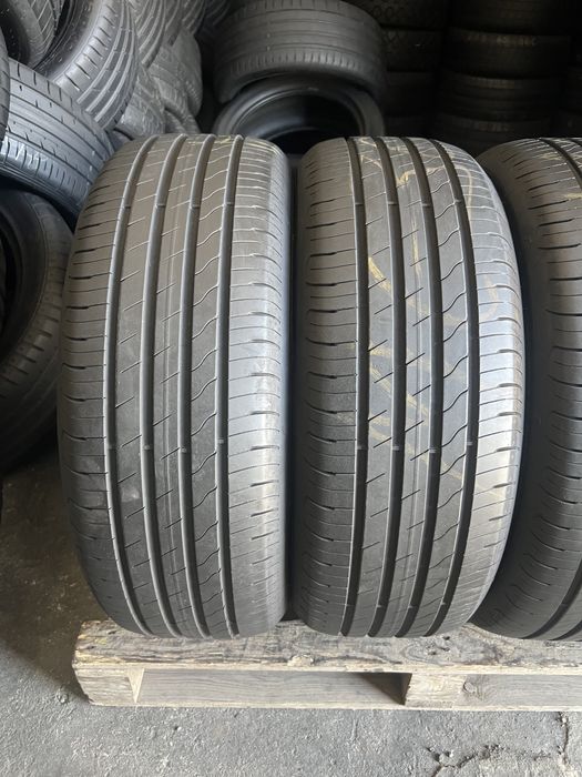 4 anvelope de vara 215/55/17 Goodyear!