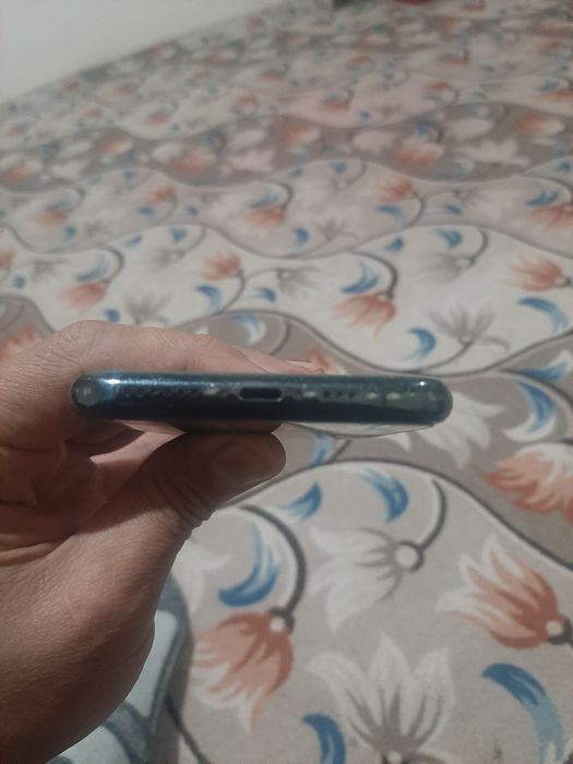 iPhone 11 pro 64 talik xotira