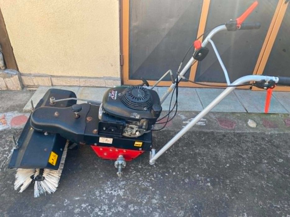 Masina de maturat pa benzina