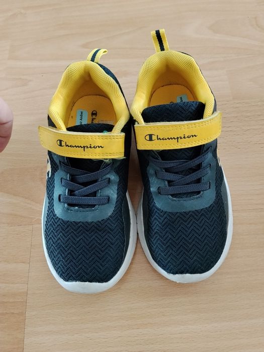 Adidasi confortabili nr 31