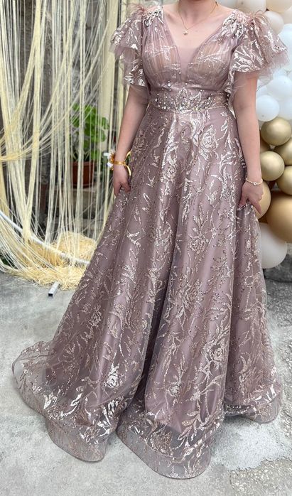 Официална рокля за вашия повод