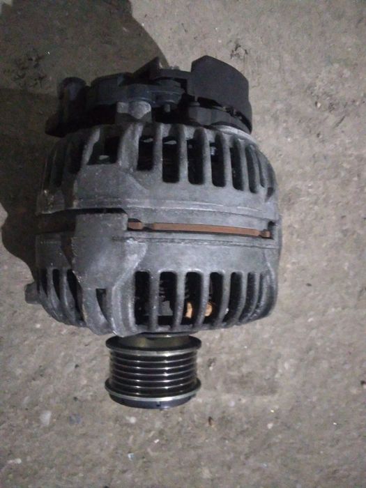 Alternator Seat  1.6 benzina / 2.0 06f903023f