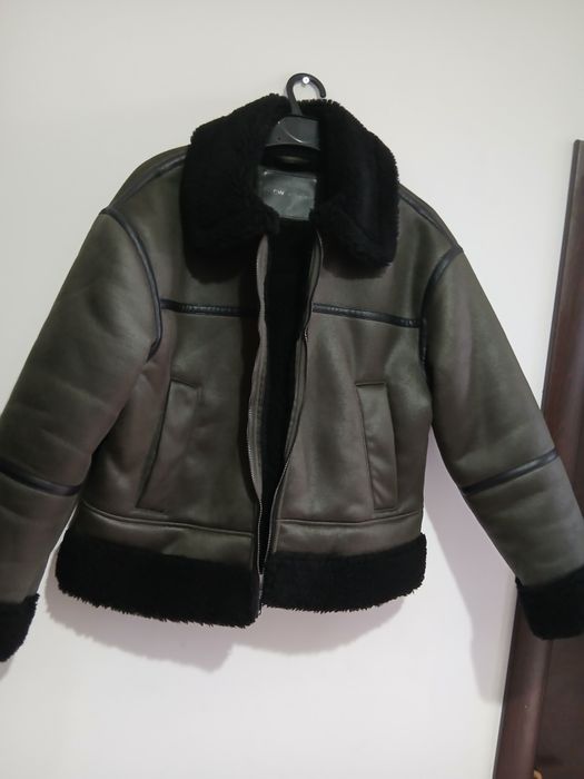 Cojocel dama piele ecologica imblanit interior marime M sau 40-42 perf