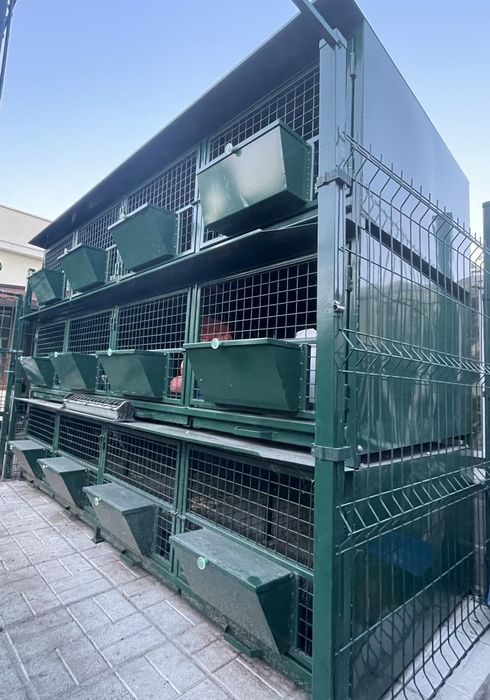 Клетки за зайци на етажи