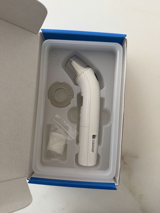 Термометър за ухо OMRON Gentle Temp 520 - ЧИСТО НОВ