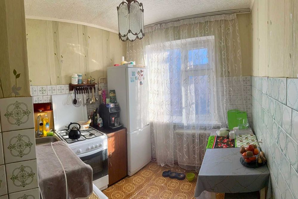 Продам 2 комн.квартиру в центре