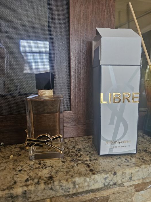 Parfumuri mai multe modele