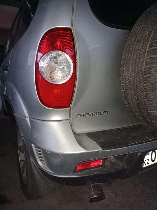 Шевроле нива 2010