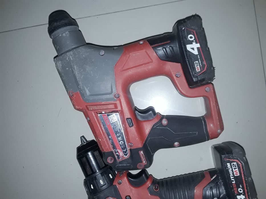 Roto + filetante MILWAUKEE originale cu baterii 4 Ah funcț.excelent