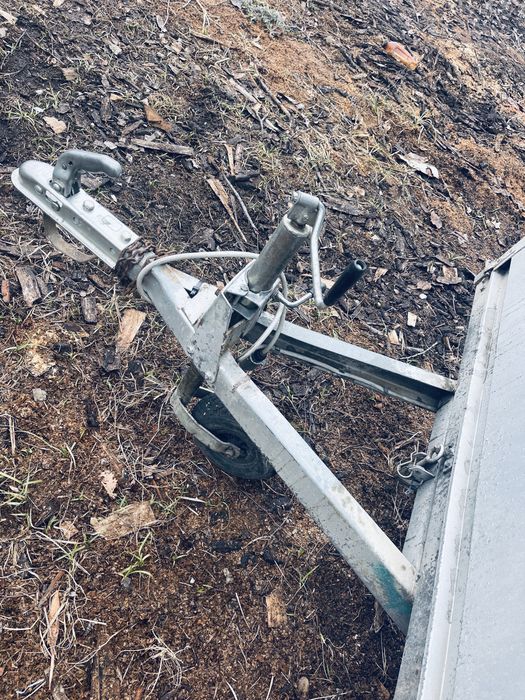 Vând remorcă auto!