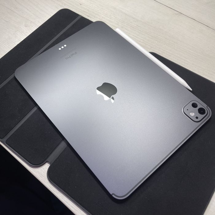IPad PRO m4, САМЫЙ МОЩНЫЙ, 11-inch, 256gb. 47-Циклов, аккумулятор-100%