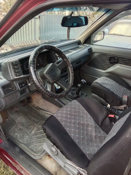 Продам Опель Фронтера