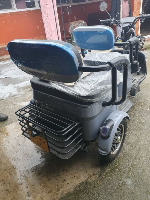 Tricicluelectric,nou nefolosit 2 locuri