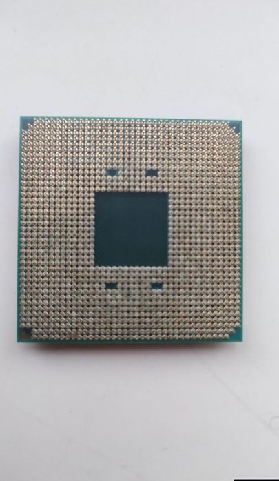 Процессор Ryzen 7 2700X